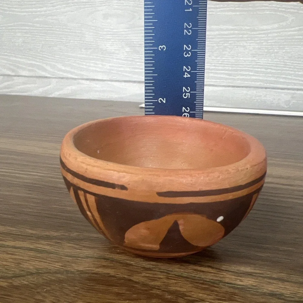 Vintage Hopi Native American Hand Painted Terracotta Pottery Bowl Signed 2x3.5 - Picture 2 of 9